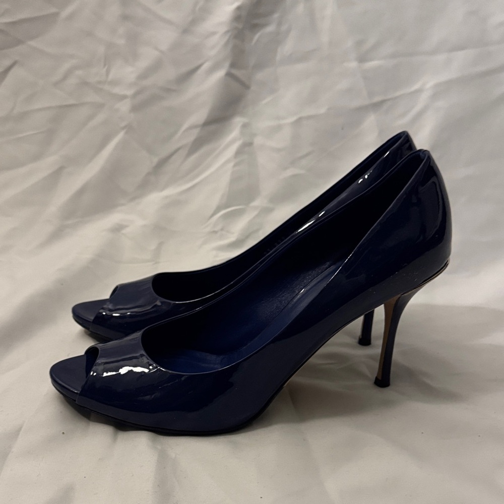 Gucci Dark Blue Patent Leather Heels